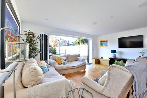 4 bedroom semi-detached house for sale, Chestnut Close, Langley Road,, Chipperfield, Herts, WD4