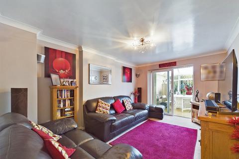 3 bedroom detached house for sale, Crofters Heath, Great Sutton, CH66