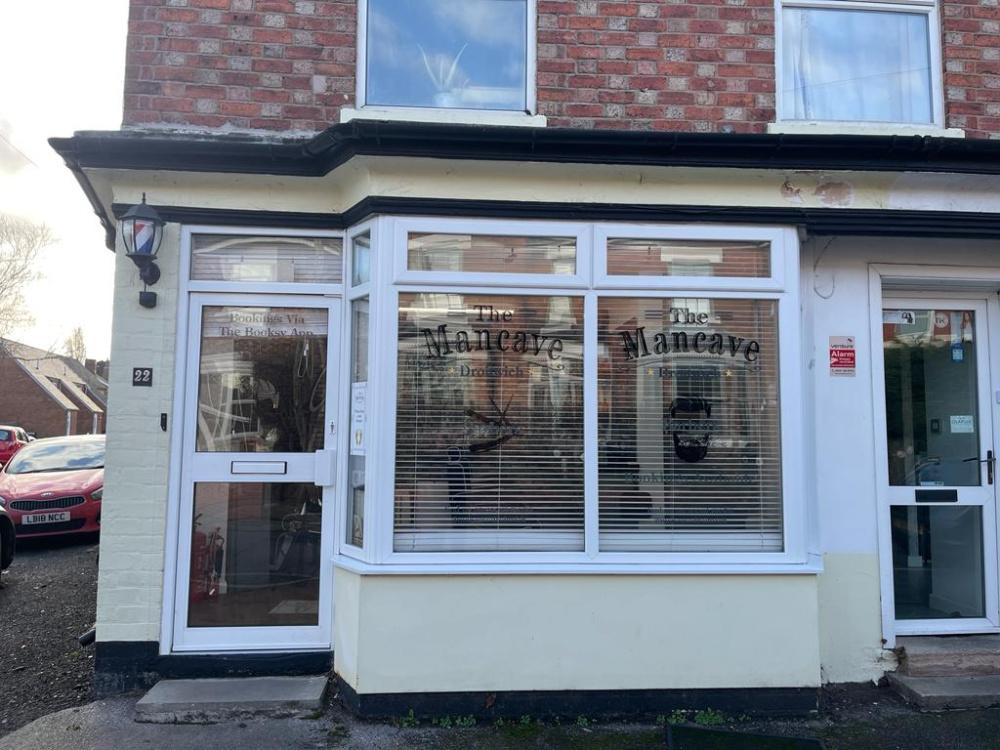 Ombersley Street Droitwich WR9 8HZ Retail property (high street) to