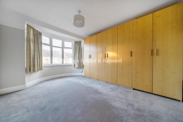 The Drive Beckenham BR3 3 bed house £2,500 pcm (£577 pw)