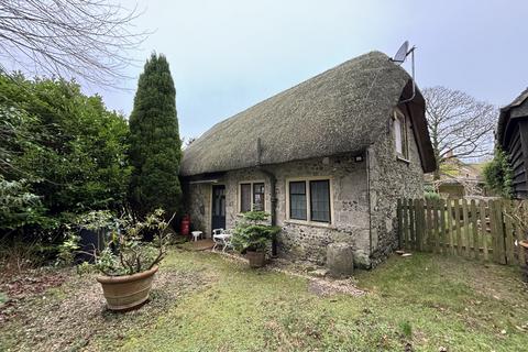 1 bedroom cottage to rent, Ashmore - Popular rural location