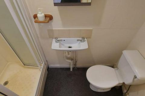 1 bedroom property to rent - Park Avenue, London, NW2