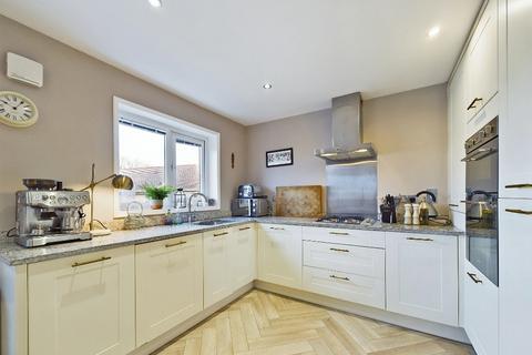 28 Arnhem Way, Saighton, Chester, CH3 6GF