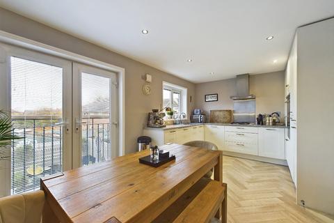 28 Arnhem Way, Saighton, Chester, CH3 6GF