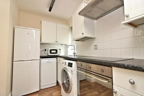 1 bedroom flat to rent, Ashburnham Road, Bedford, MK40