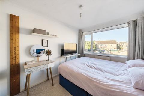 12 Aldsworth Close, Fairford, GL7 4LB