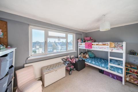 12 Aldsworth Close, Fairford, GL7 4LB