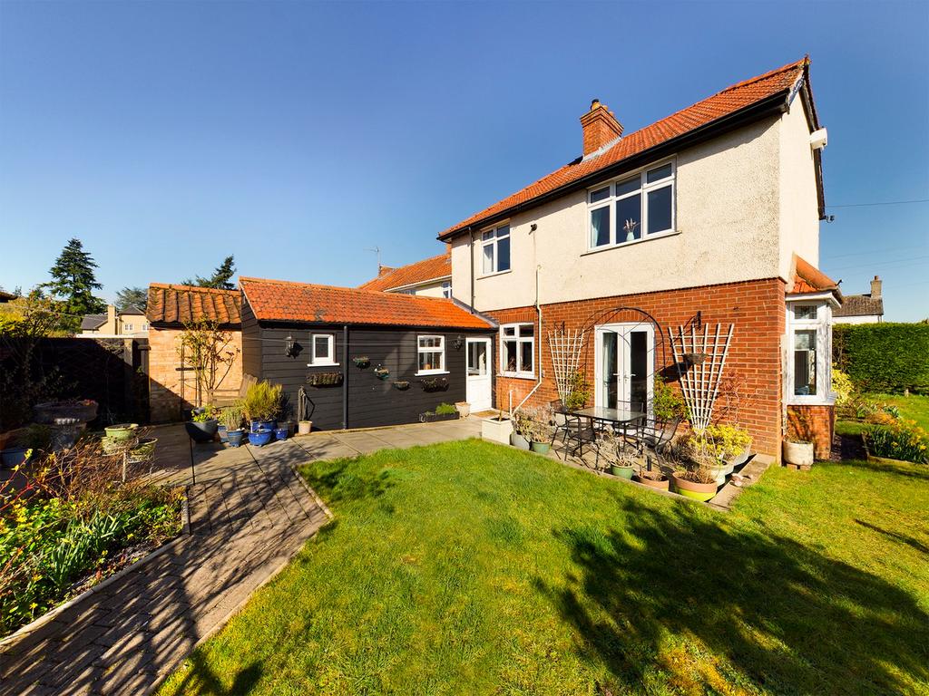 Bexwell Road, Downham Market PE38 3 bed detached house for sale £350,000
