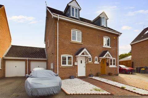 3 bedroom townhouse for sale, Constable Place, Downham Market PE38