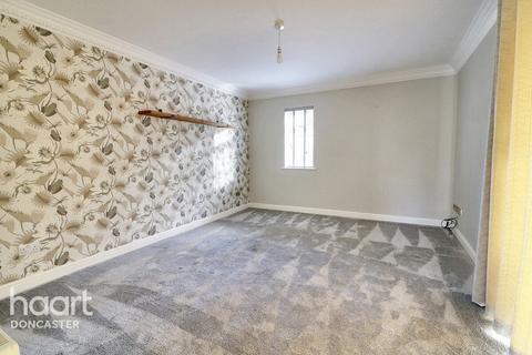 62 Cranwell Road, Cantley, Doncaster, DN4 6EP
