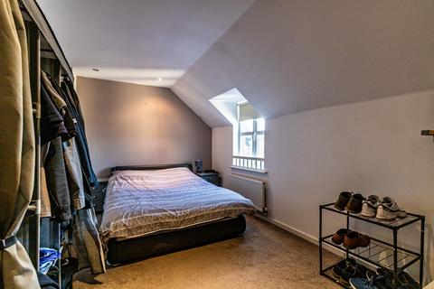 2 bedroom flat for sale, Foxholme Court, Crewe, CW1