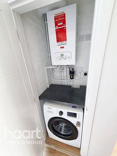124 Daventry Road, Romford, RM3 7RH
