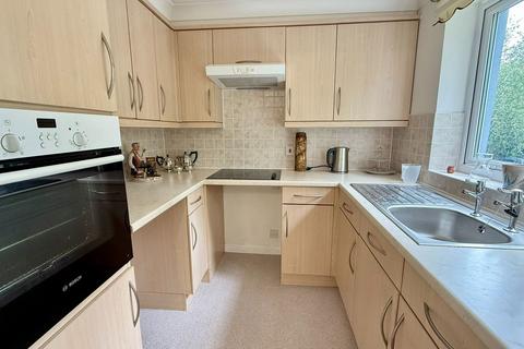 1 bedroom flat for sale, Grosvenor Court, Ivybridge PL21