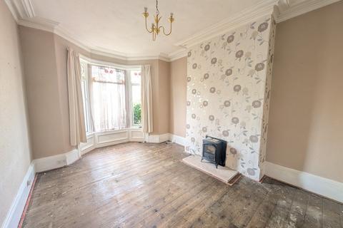 4 bedroom terraced house for sale, Hall Royd, Shipley, BD18