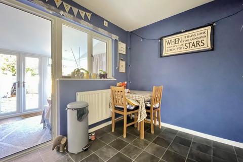 6 Canon Way, Exeter, EX2 8FP