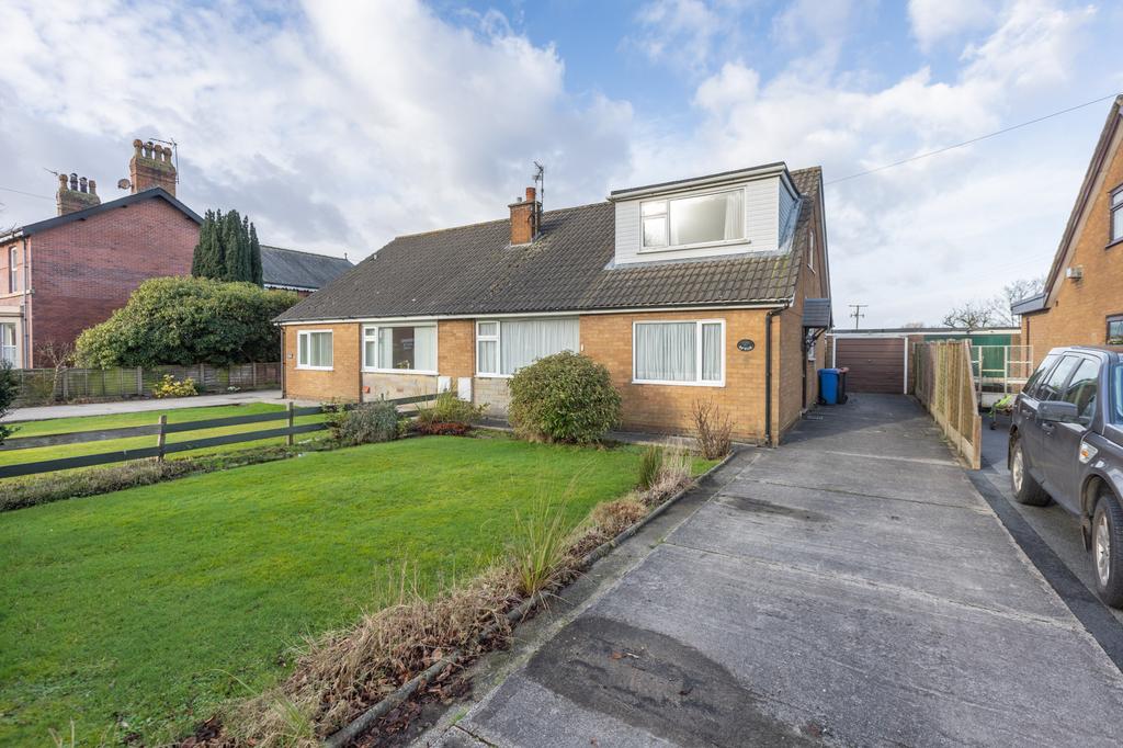 Smallwood Hey, Pilling PR3 3 bed semidetached house for sale £275,000