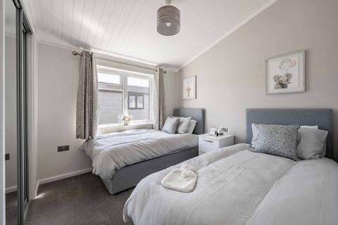 2 bedroom lodge for sale - Burnham Market Norfolk