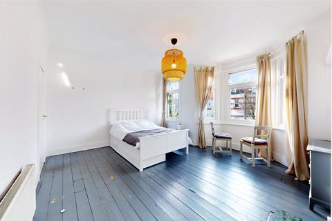 37a Stretton Road, Croydon, CR0 6EQ