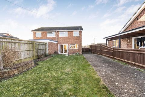 52 Blacklands Road, Benson, Wallingford, OX10 6NW