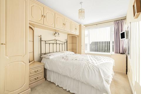 52 Blacklands Road, Benson, Wallingford, OX10 6NW