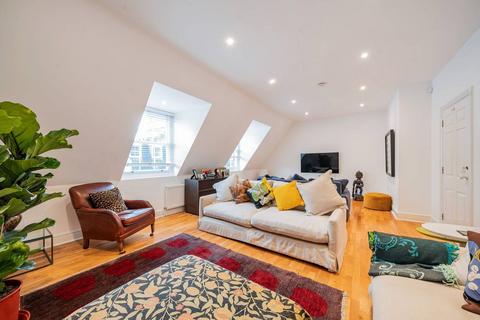 3 bedroom flat for sale, Buckingham Street, The Strand, London, WC2N
