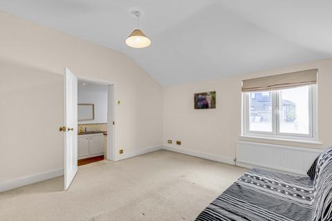 52 Station Road, London, SW13 0LP