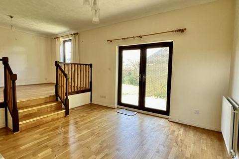 3 Frampton Place, Ringwood, BH24 1JW