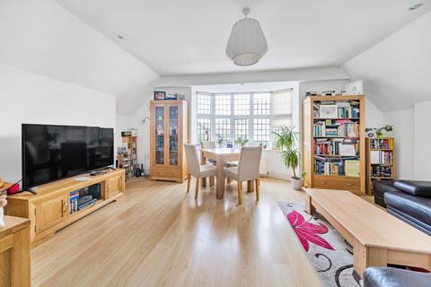 2 bedroom flat for sale, Kent Road, West Wickham