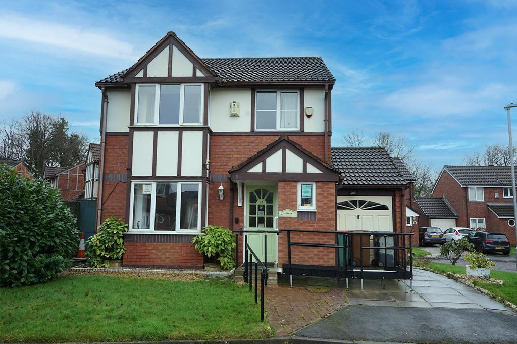 Badgers Croft, Preston PR2 3 bed detached house for sale £185,000