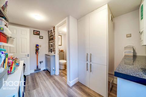 5 Sauls Bridge Close, Witham, CM8 1XJ