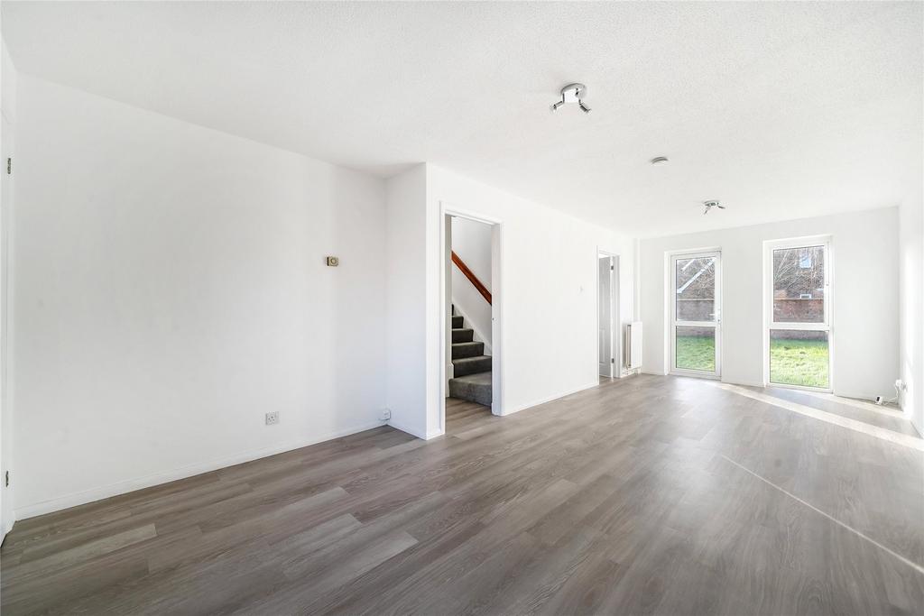 Sitting/Dining Room