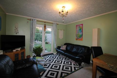 2 bedroom semi-detached house for sale - Broadoak Drive, Manchester M22