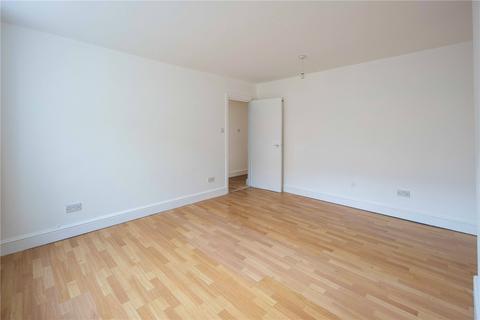 3 bedroom flat to rent, Stamford Hill, Stoke Newington, London, N16