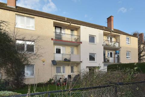 14c Niddrie Mill Crescent, Edinburgh, EH15 3ET