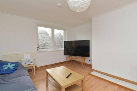 14c Niddrie Mill Crescent, Edinburgh, EH15 3ET