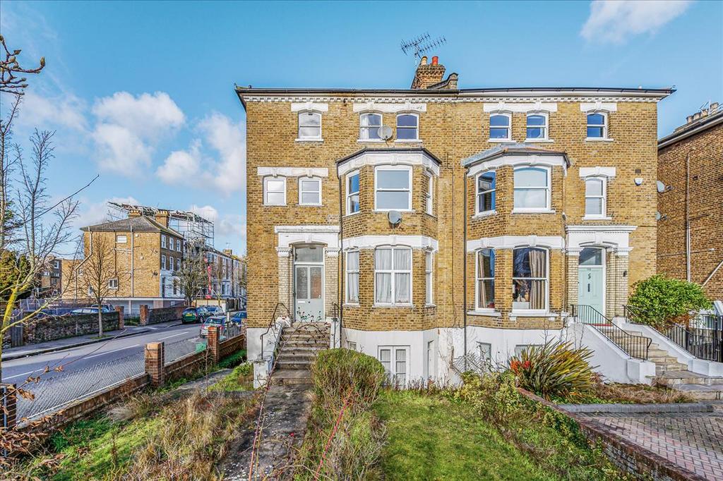 The Grove, Ealing, London, W5 2 bed flat for sale £585,000