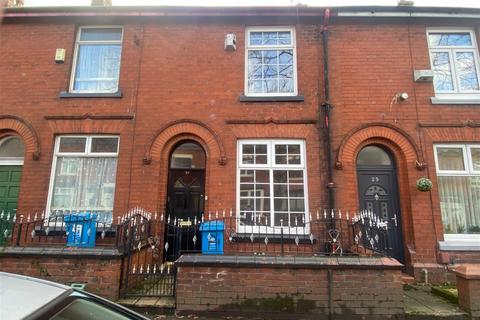 3 bedroom terraced house for sale, Gordon Avenue, Clarksfield, Oldham
