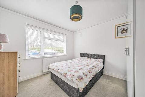 3 bedroom bungalow for sale, River Walk, Walton-on-Thames, Surrey, KT12