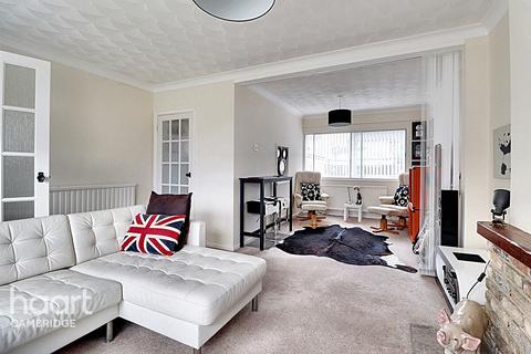 52 Springfield Road, Sawston, Cambridge, CB22 3HX