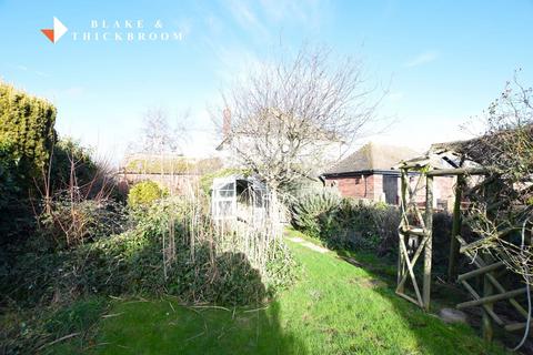 2 bedroom detached bungalow for sale, Cliff Road, Holland on Sea