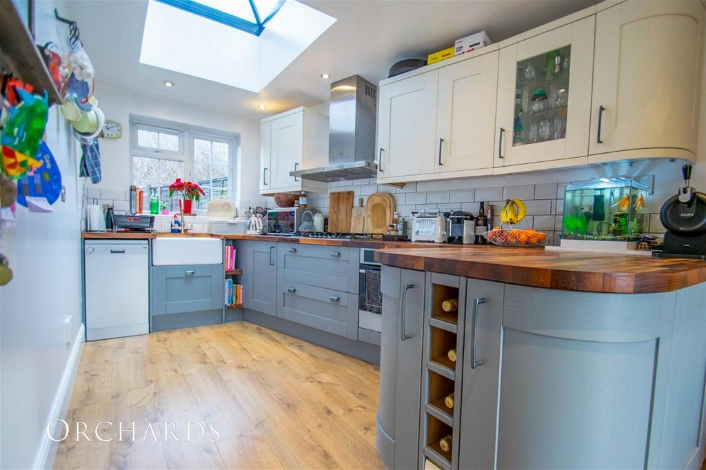 Ampthill Road, Bedford MK45 3 bed semidetached house £1,450 pcm (£