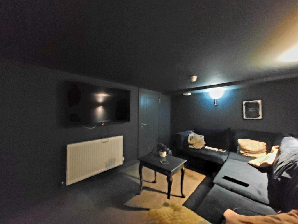 Picture 11