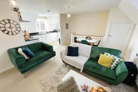 2 bedroom flat for sale - Kohima Crescent, Saighton, Chester, CH3