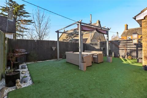 2 bedroom bungalow for sale, Mount Pleasant, Uckfield, East Sussex, TN22