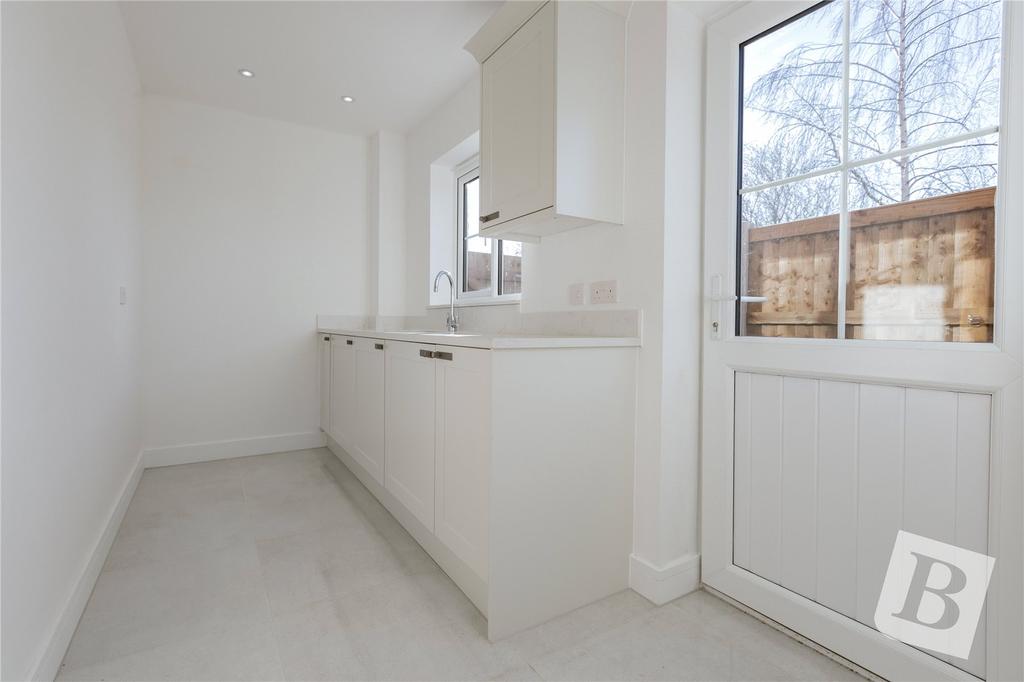 Woodham Road, Stow Maries, Chelmsford, Essex, CM3 6 bed detached house