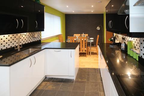 3 Lyne Terrace, Penicuik, EH26 8HF