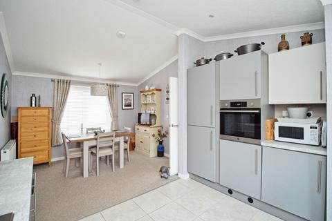 2 bedroom park home for sale, 7 The Chase, Chippenham, Wiltshire, SN14