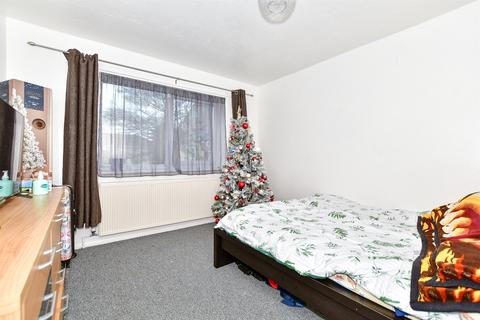 1 bedroom ground floor flat for sale, Basing Close, Maidstone, Kent