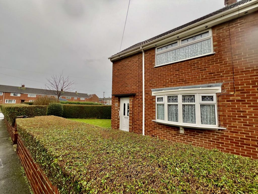 Lazenby Road, King Oswy 2 bed end of terrace house for sale £75,000
