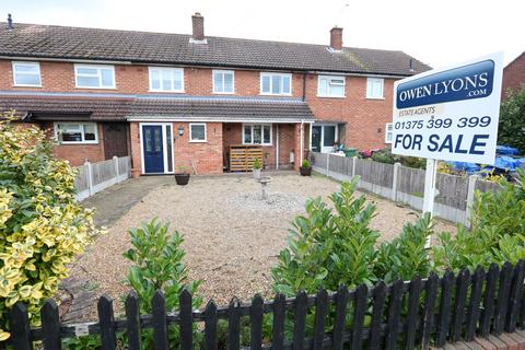 9 Chafford Way, Grays, RM16 2EB